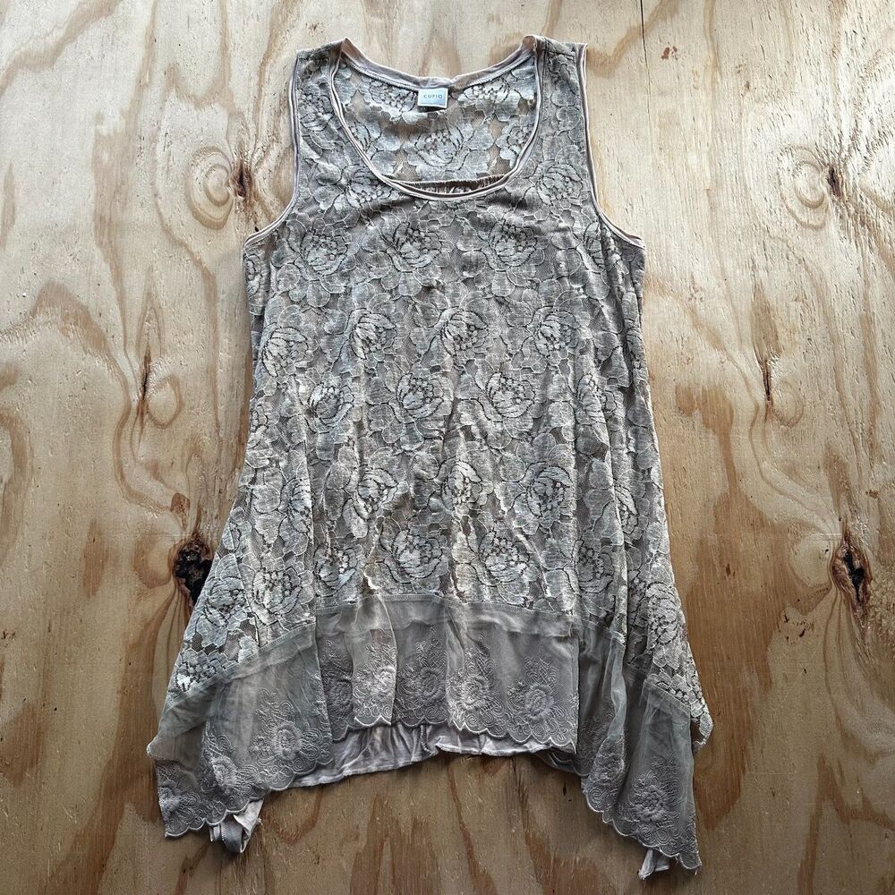 Cupio Floral Lace Asymmetrical Tunic Tank Top